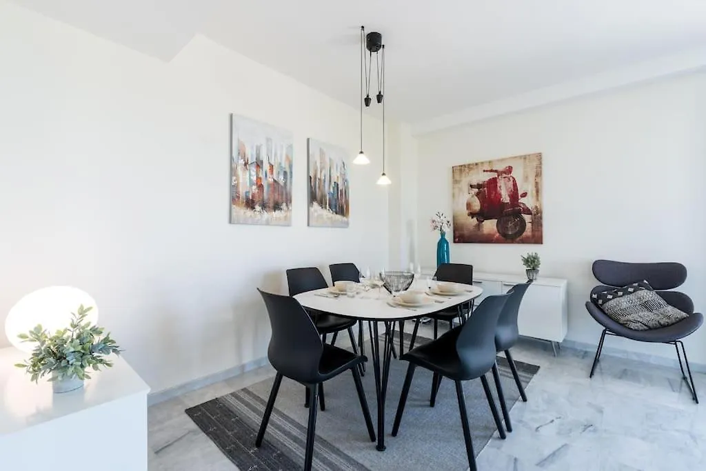 89-Penthouse Apartment With Stunning Views, Fuengirola