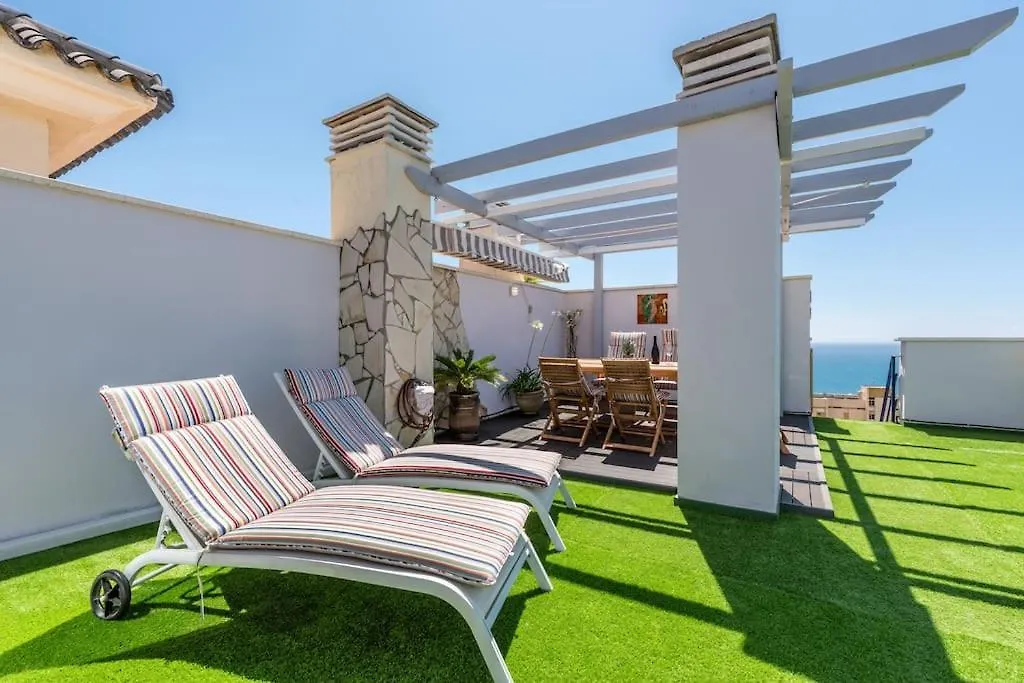 89-Penthouse Apartment With Stunning Views, Fuengirola