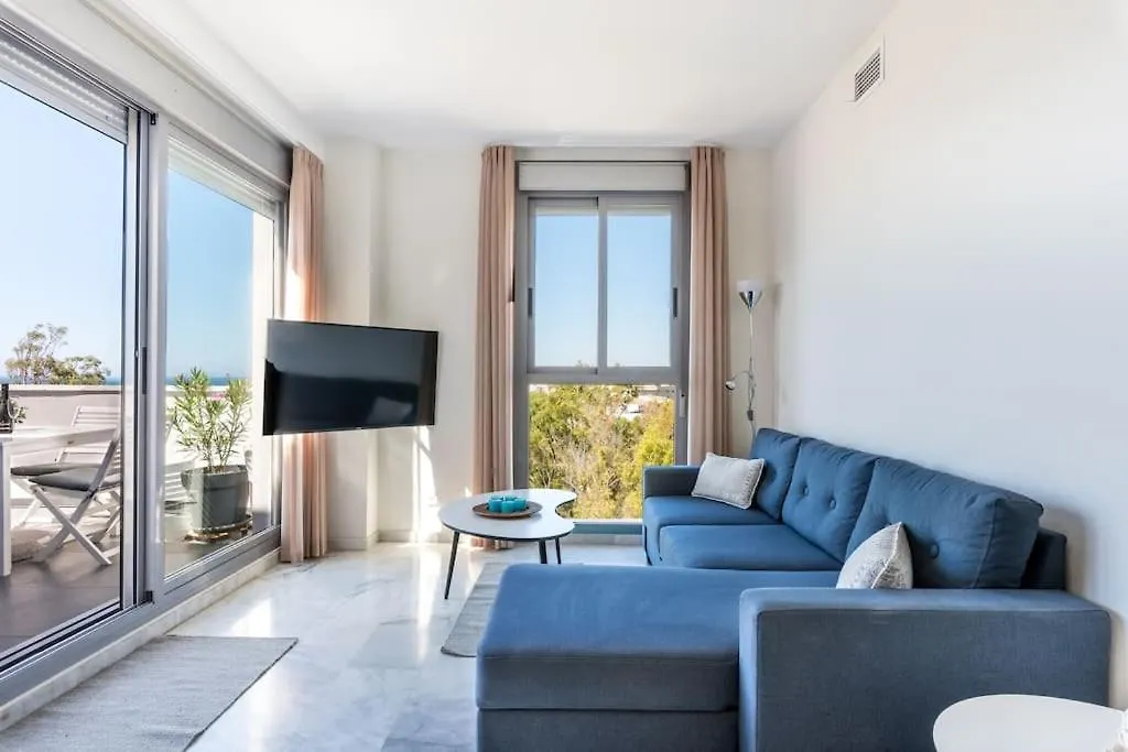 89-Penthouse Apartment With Stunning Views, Fuengirola