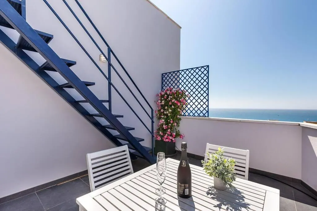 89-Penthouse Apartment With Stunning Views, Fuengirola